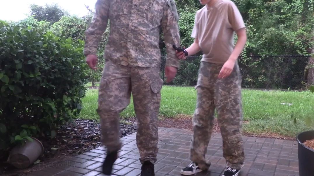⁣Juicy military teen gets banged hard in public!