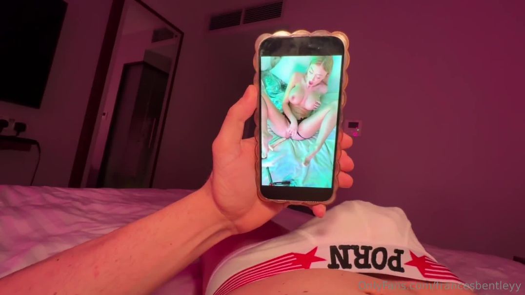 ⁣Frances Bentley Caught Jerking Off Video