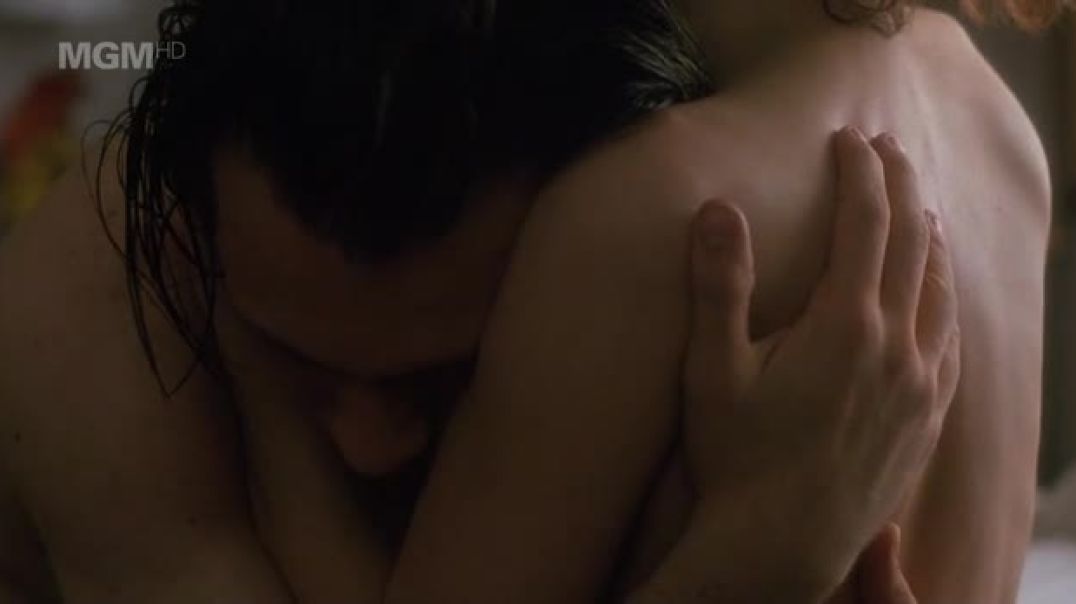 Marisa Tomei nude - Untamed Heart (1993)
